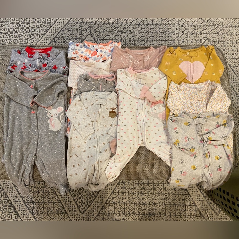 11 Baby Girl 3-6 Months Sleepers